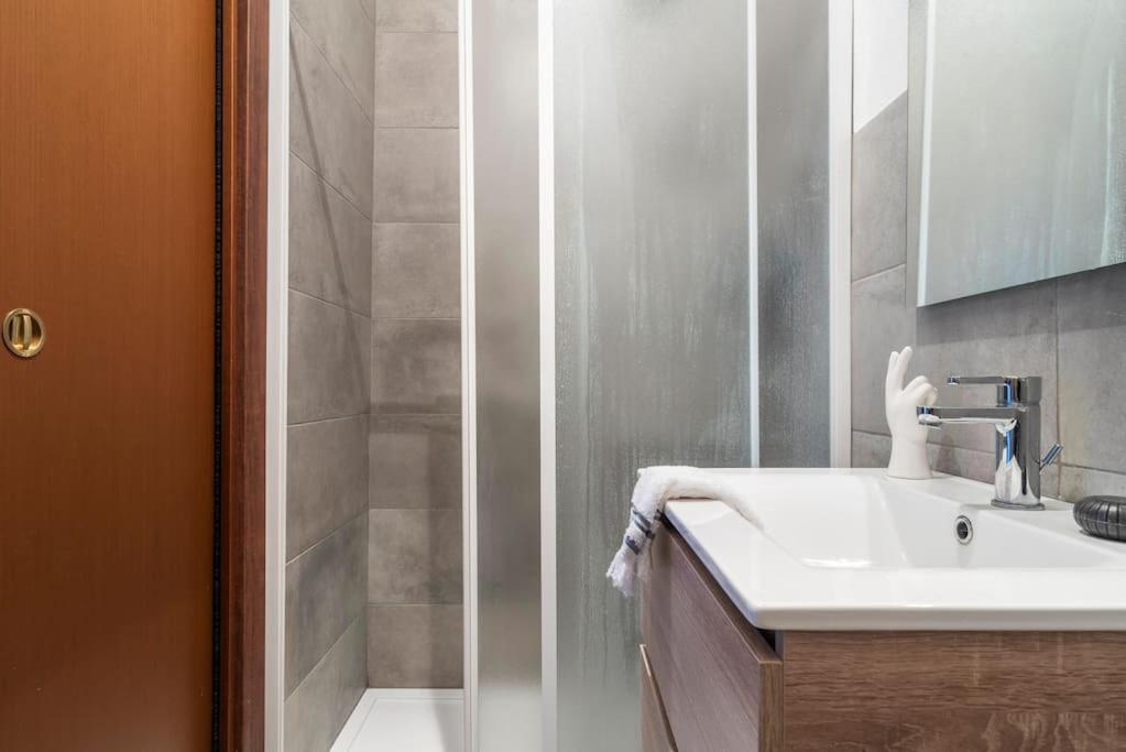 Watt Flexyrent Apt. Aircon And Wifi Apartman Milánó Kültér fotó
